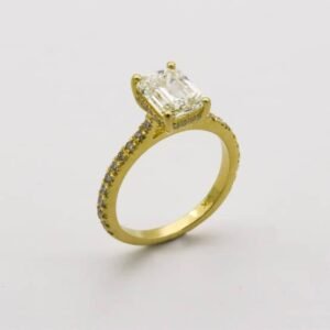 Pointer Diamond Ring